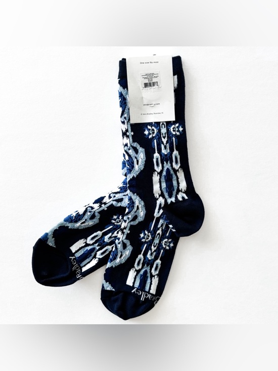 Vera Bradley Ikat crew socks. - Picture 5 of 6